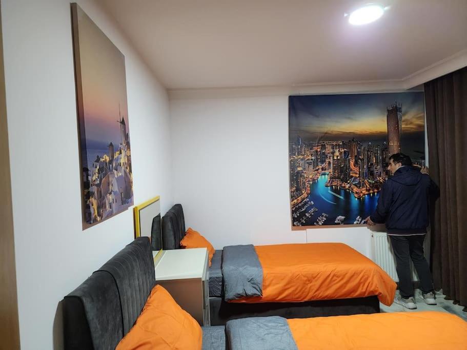 اسطنبول Taksim Square Residence, Two Bedrooms, Pool Sauna Gym المظهر الخارجي الصورة