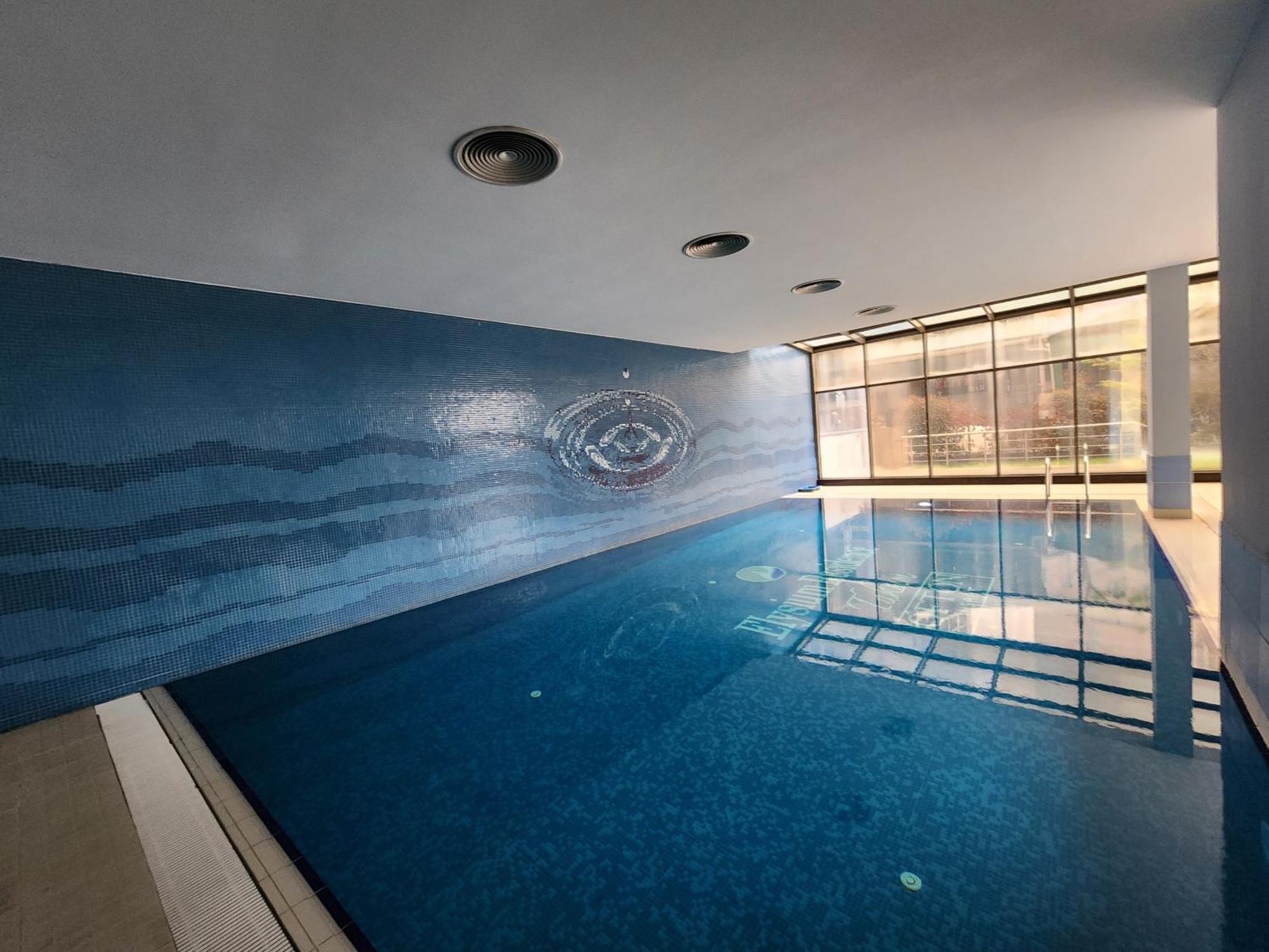 اسطنبول Taksim Square Residence, Two Bedrooms, Pool Sauna Gym المظهر الخارجي الصورة